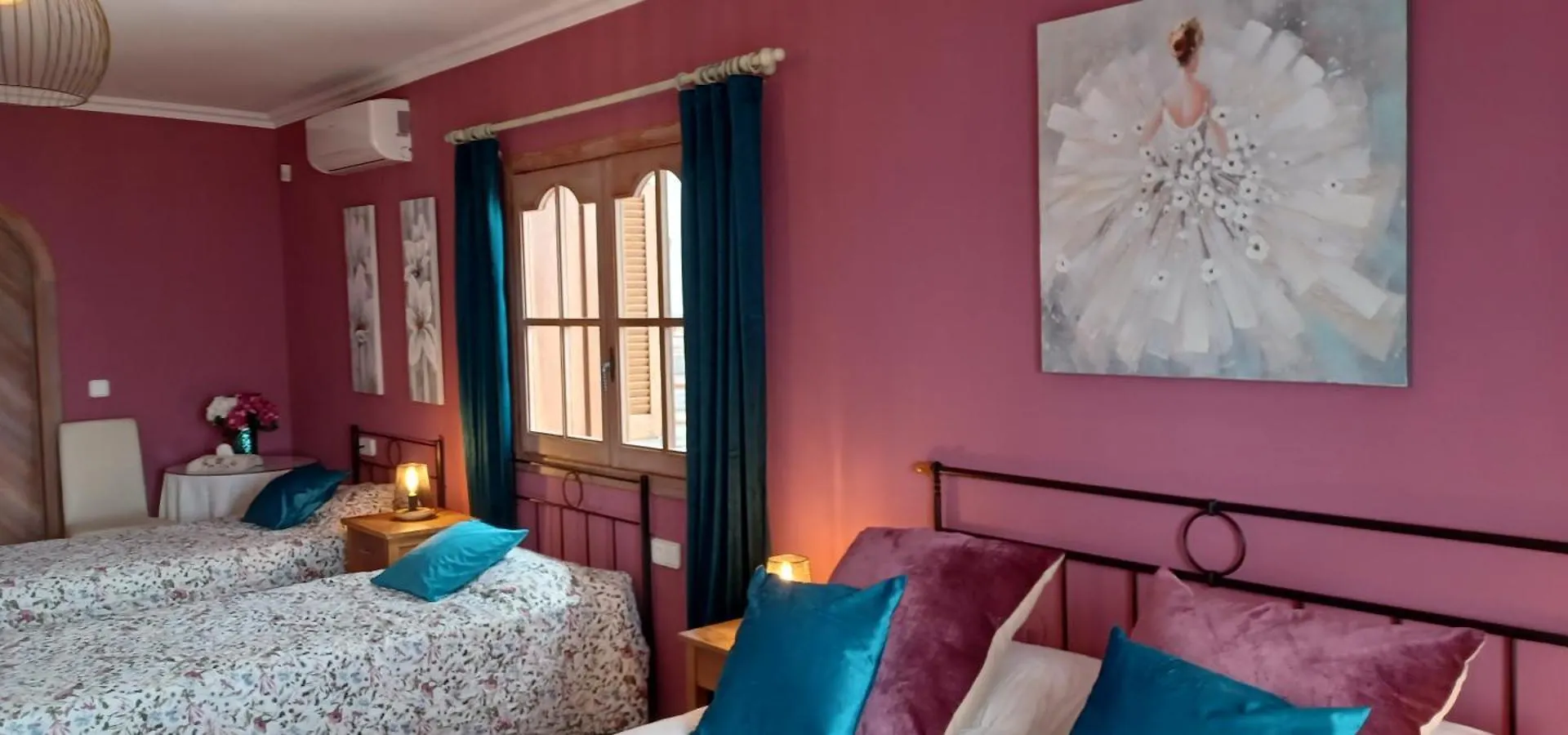 Casa Roble B&B Competa Bed & Breakfast